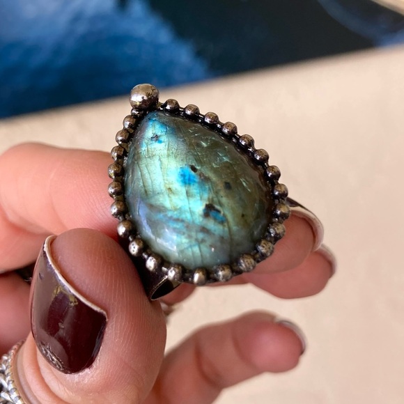 Silverskylight2 Jewelry - Natural Blue green iridescent flash labradorite gemstone adjustable ring